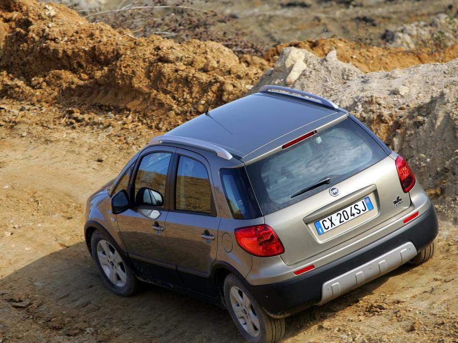  Fiat Sedici (189) 2006 года  (фото 10 из 137)